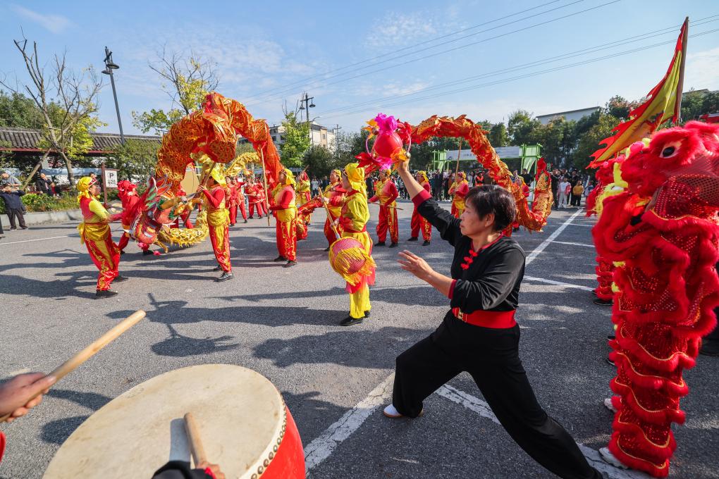 香榧之鄉(xiāng)“香榧手工炒制大賽”迎豐收